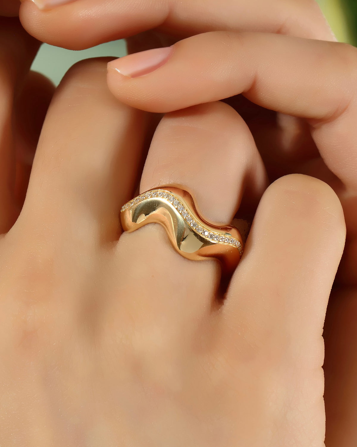 VIECLAT Solid Yellow Gold Wave CZ Ring Closeup