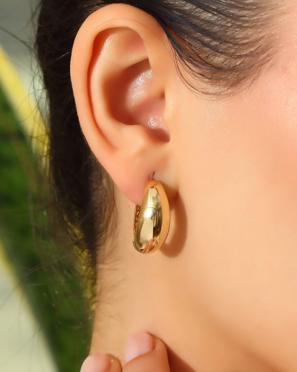 VIECLAT Solid Yellow Gold Dome Hoop Earrings