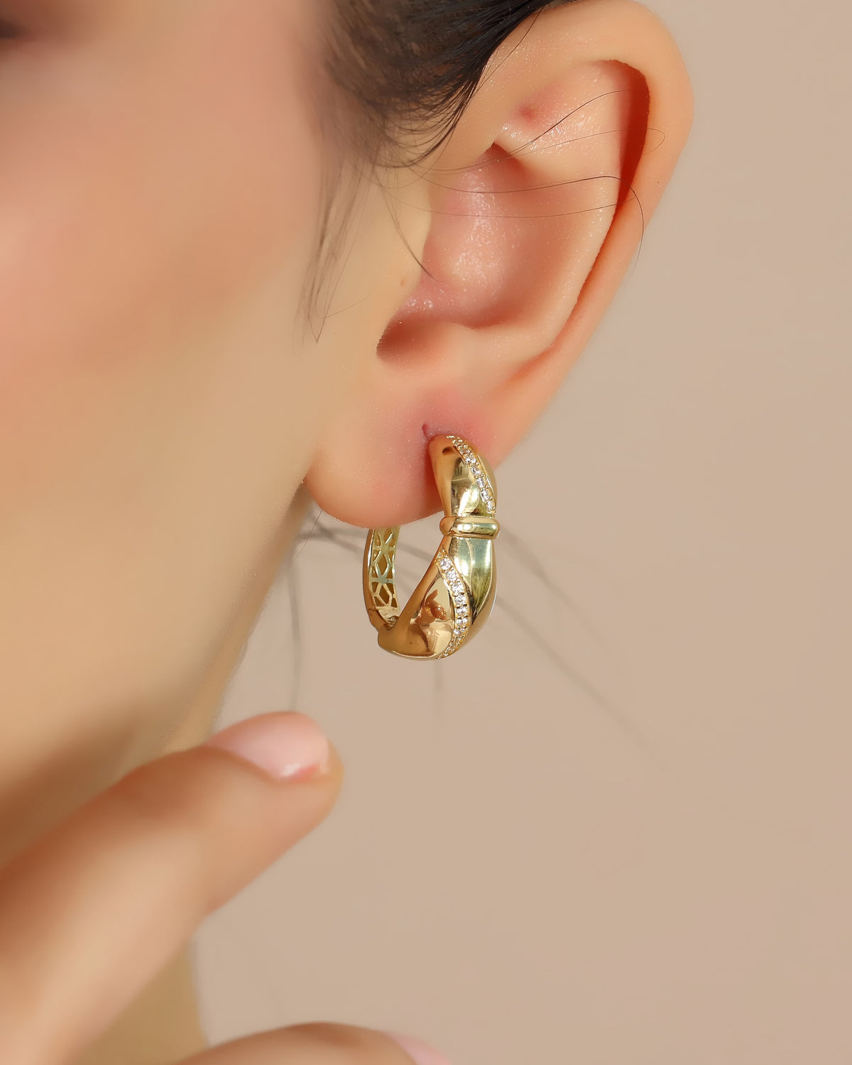 VIECLAT Solid Yellow Gold Diamond Twist Hoop Earrings