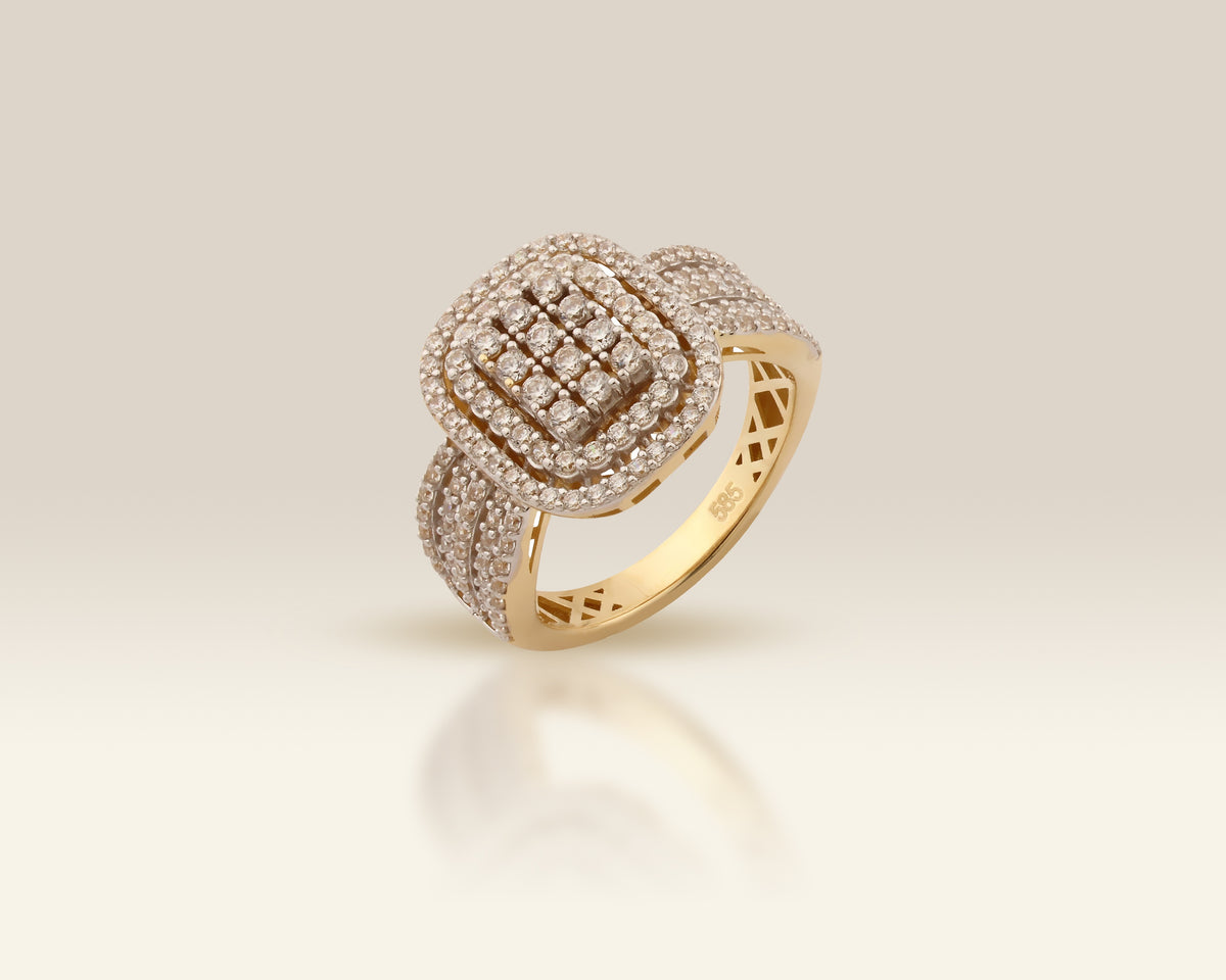VIECLAT Solid Yellow Gold Diamond Cluster Cushion Ring