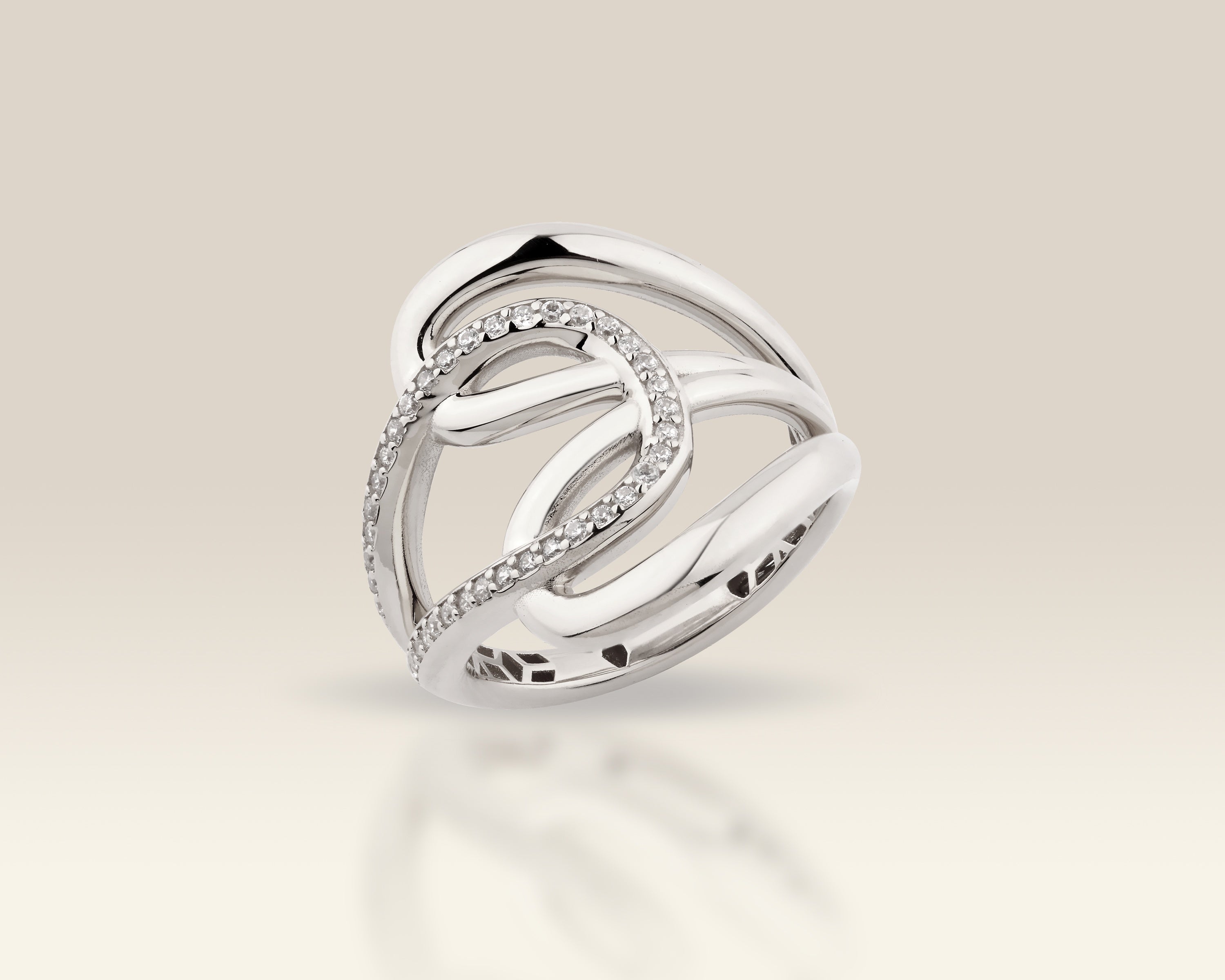VIECLAT Solid White Gold Interlocking Loop Diamond Ring