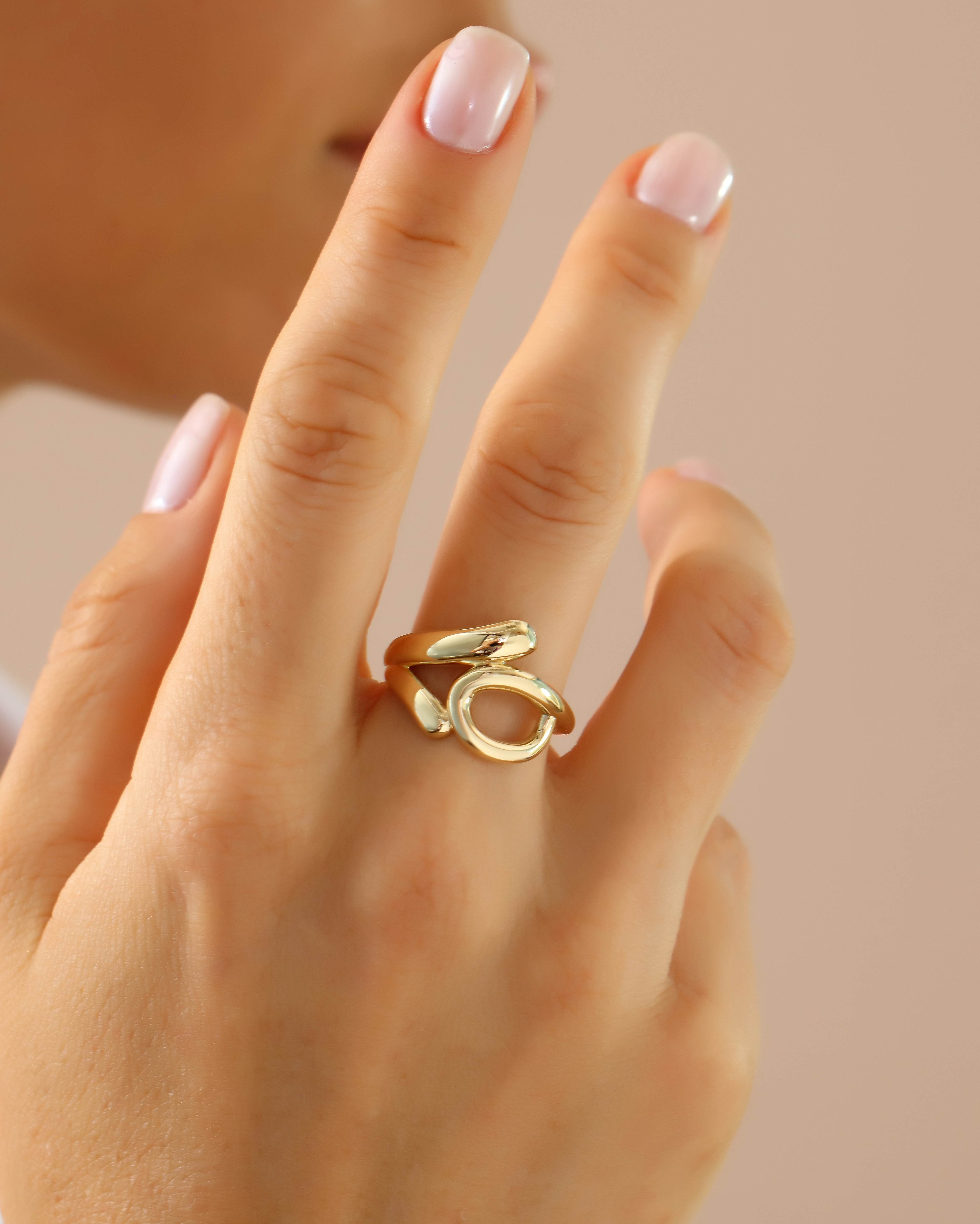 VIECLAT Solid Yellow Gold Open Swirl Bypass Ring Finger
