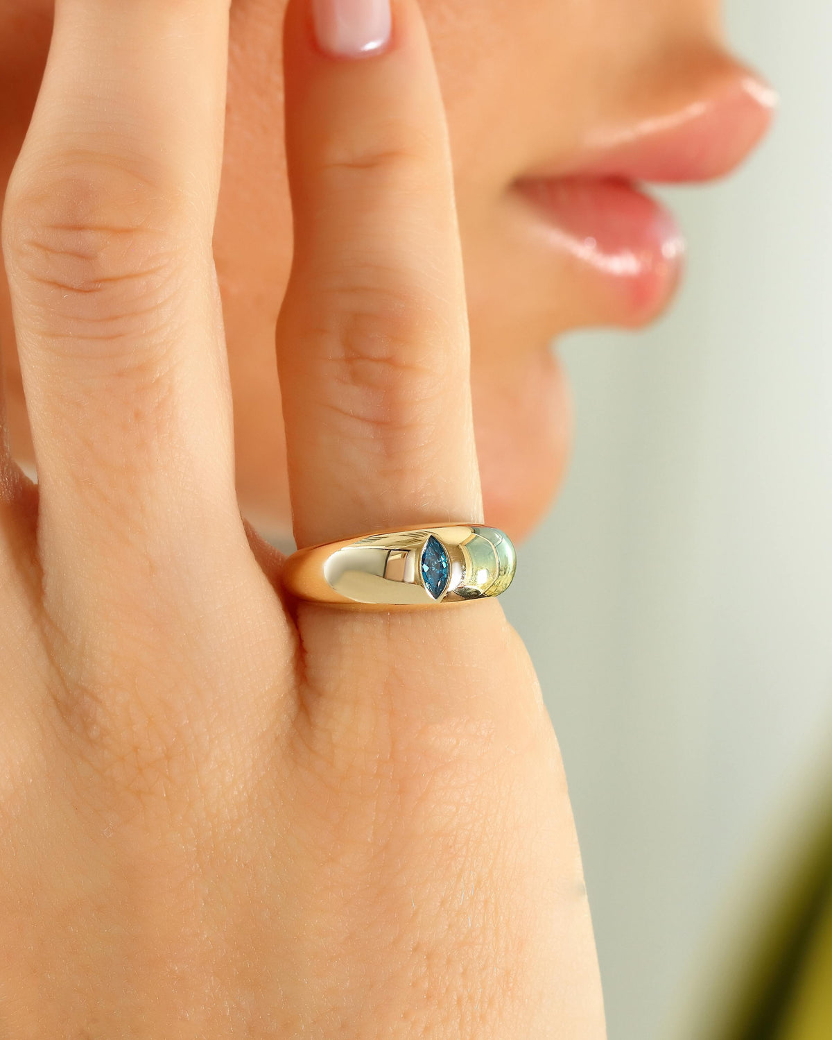VIECLAT Solid Yellow Gold Marquise Blue Topaz Dome Ring