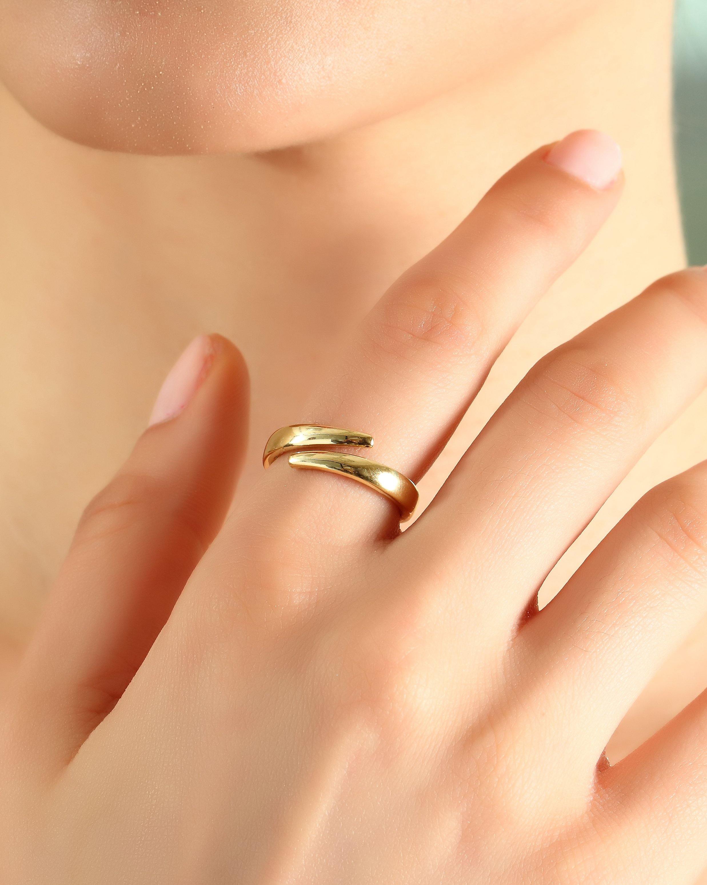 VIECLAT Solid Yellow Gold Open Wrap Bypass Ring