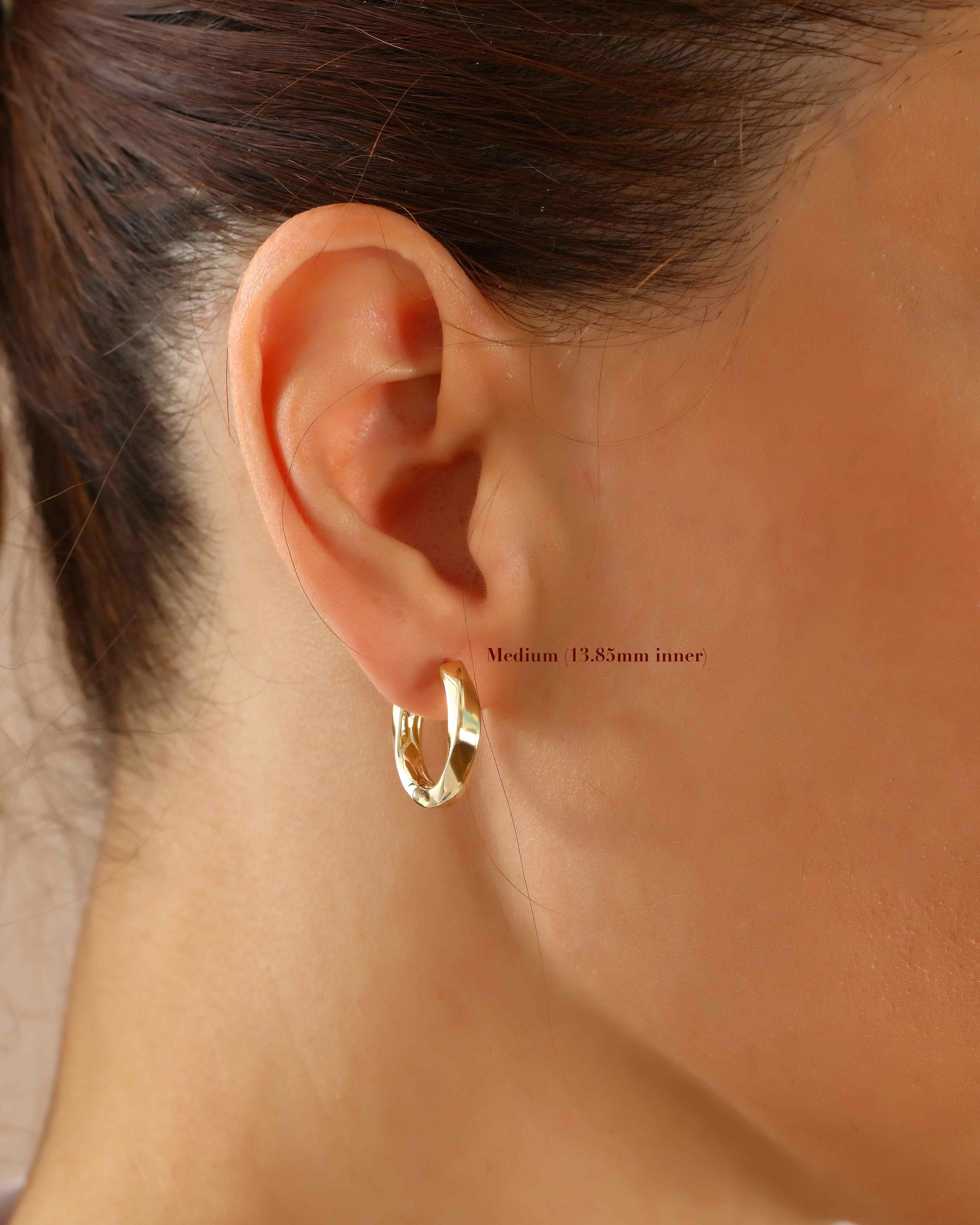 VIECLAT Solid Yellow Gold Twisted Huggie Hoop Earring