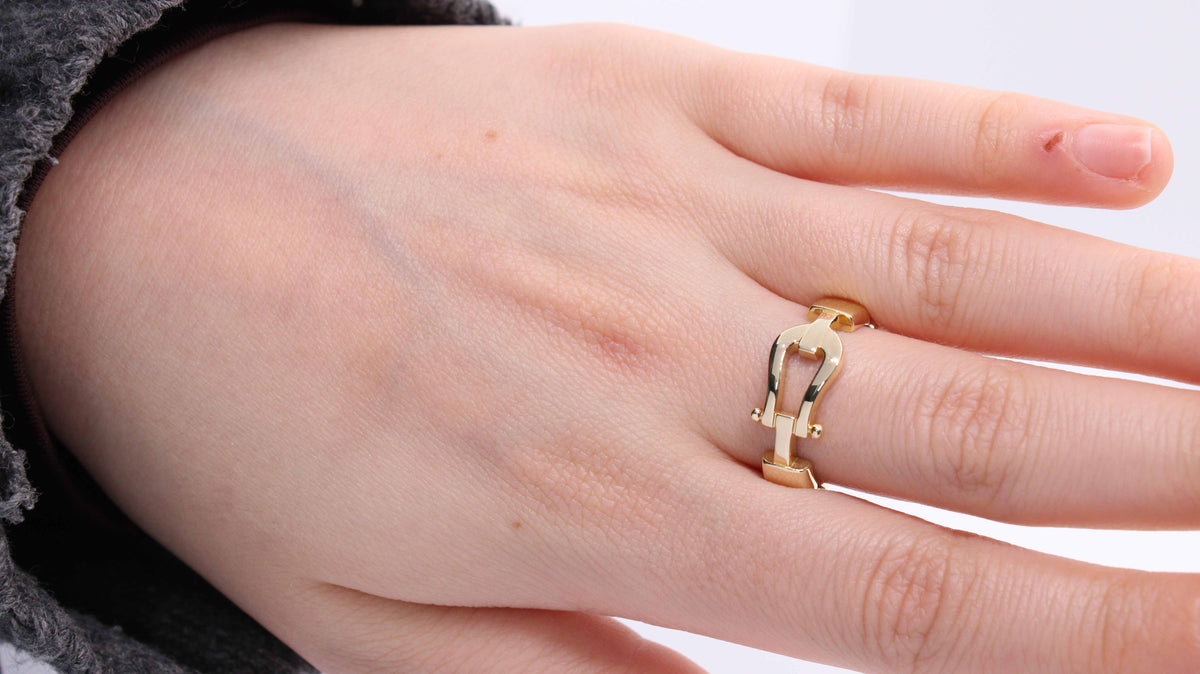 VIECLAT Solid Yellow Gold Horsebit Buckle Ring