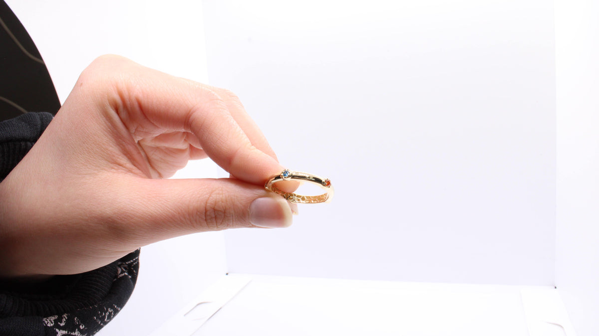 VIECLAT Solid Yellow Gold Multi Gemstone Band Ring Hand