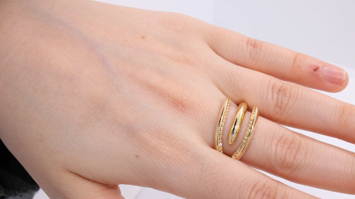 VIECLAT Solid Yellow Gold Diamond Spiral Wrap Ring