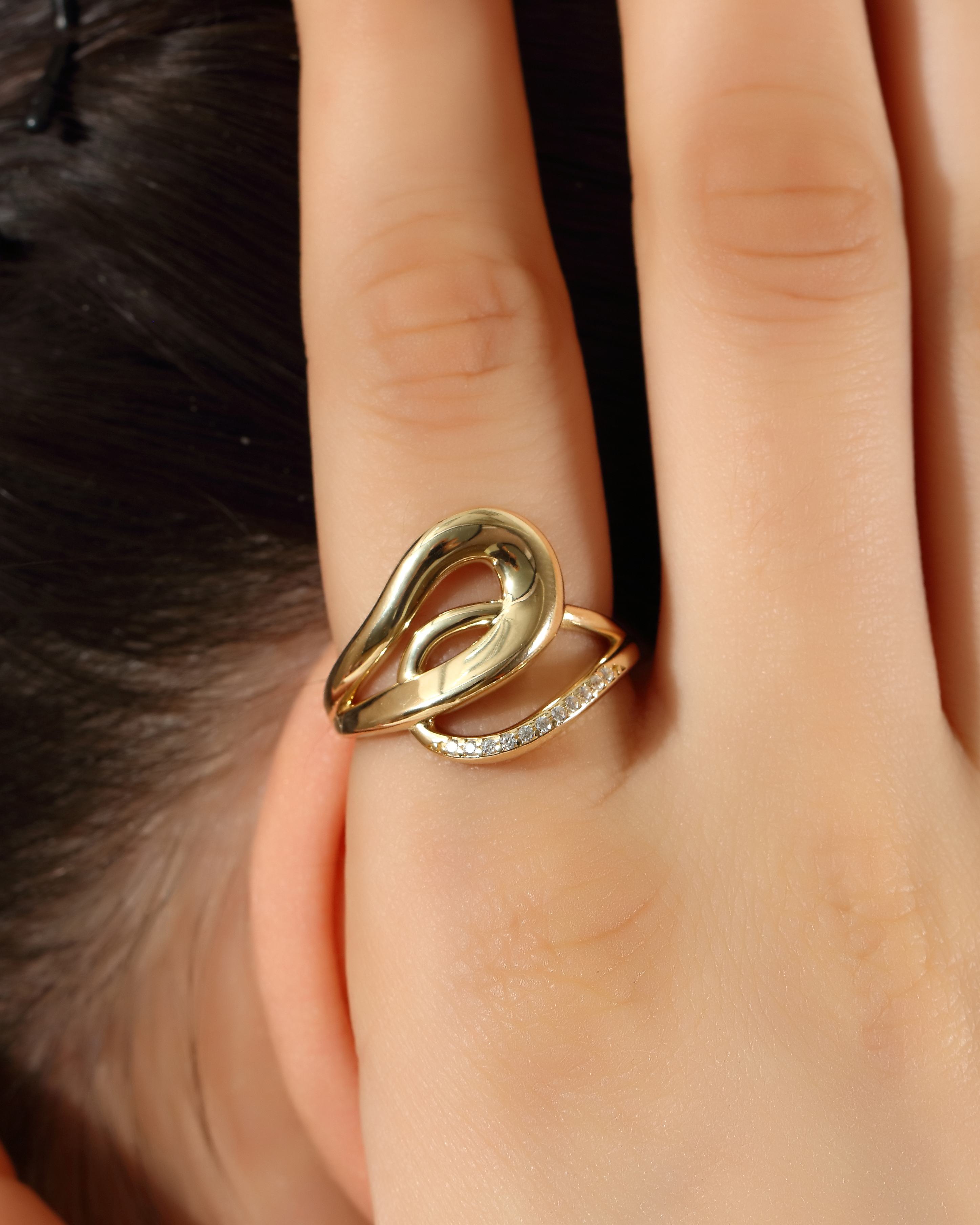 VIECLAT Solid Yellow Gold CZ Swirl Ring On Hand