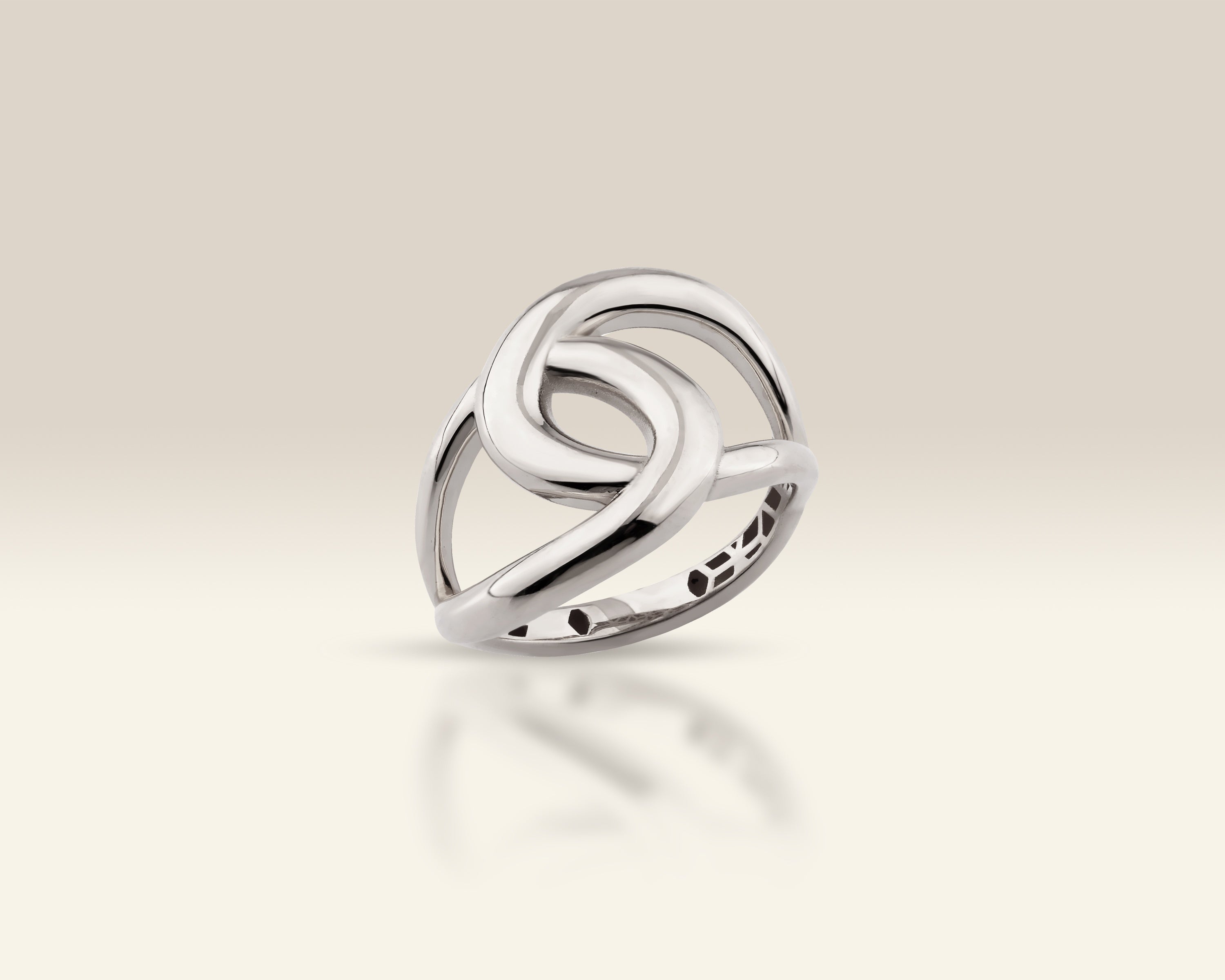 VIECLAT Solid White Gold Interlocking Swirl Knot Ring