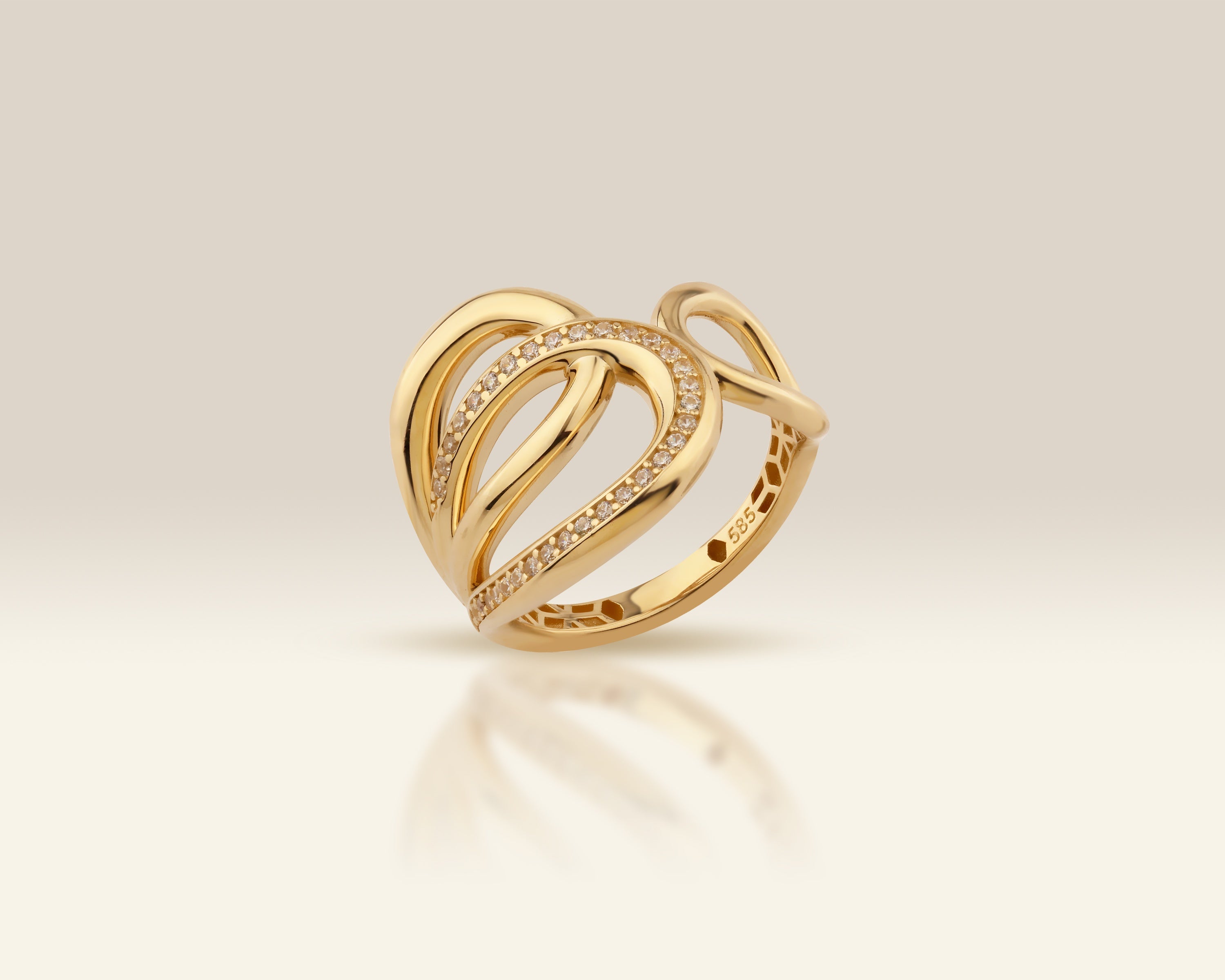 VIECLAT Solid Yellow Gold Diamond Heart Swirl Ring