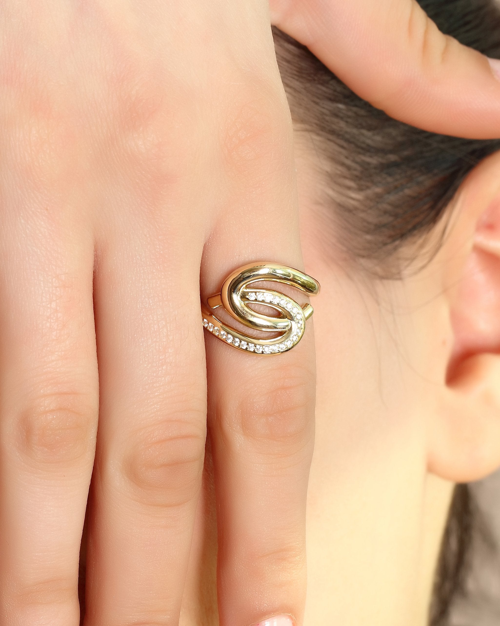 VIECLAT Solid Yellow Gold Diamond Swirl Spiral Ring