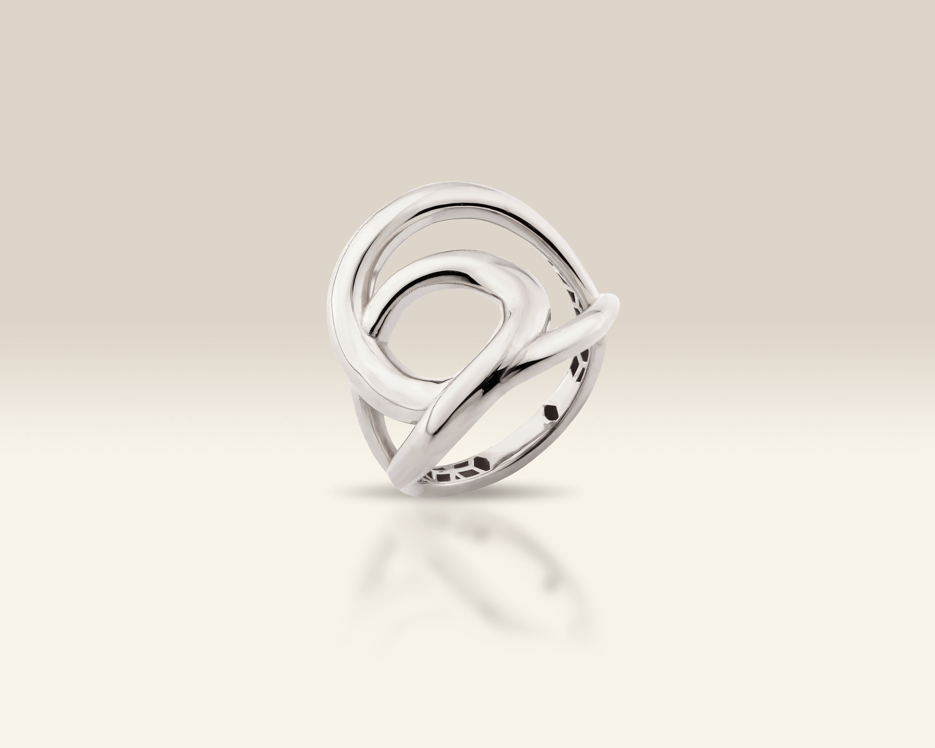 VIECLAT Solid White Gold Interlocking Swirl Ring