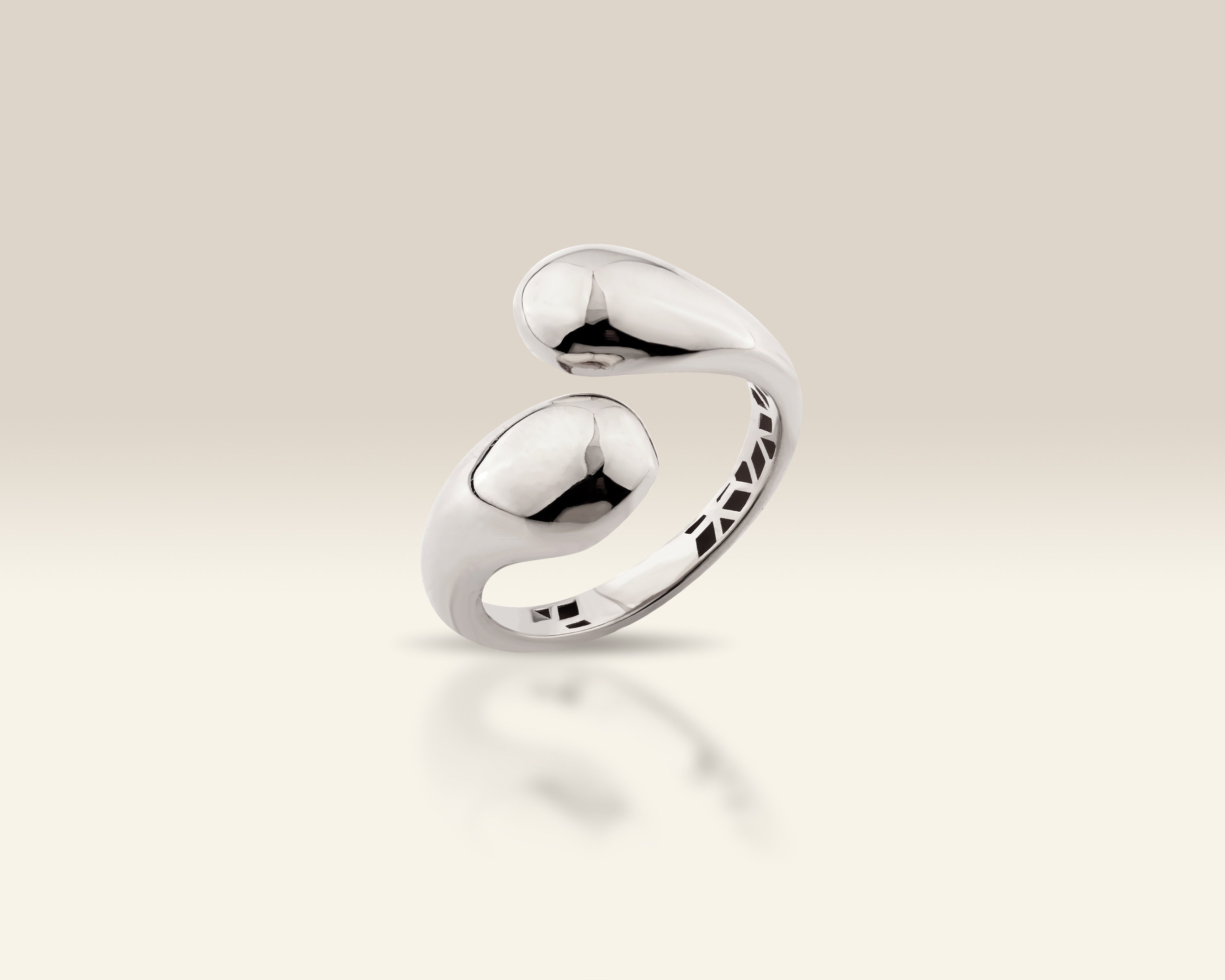 VIECLAT Solid White Gold Open Bypass Teardrop Ring