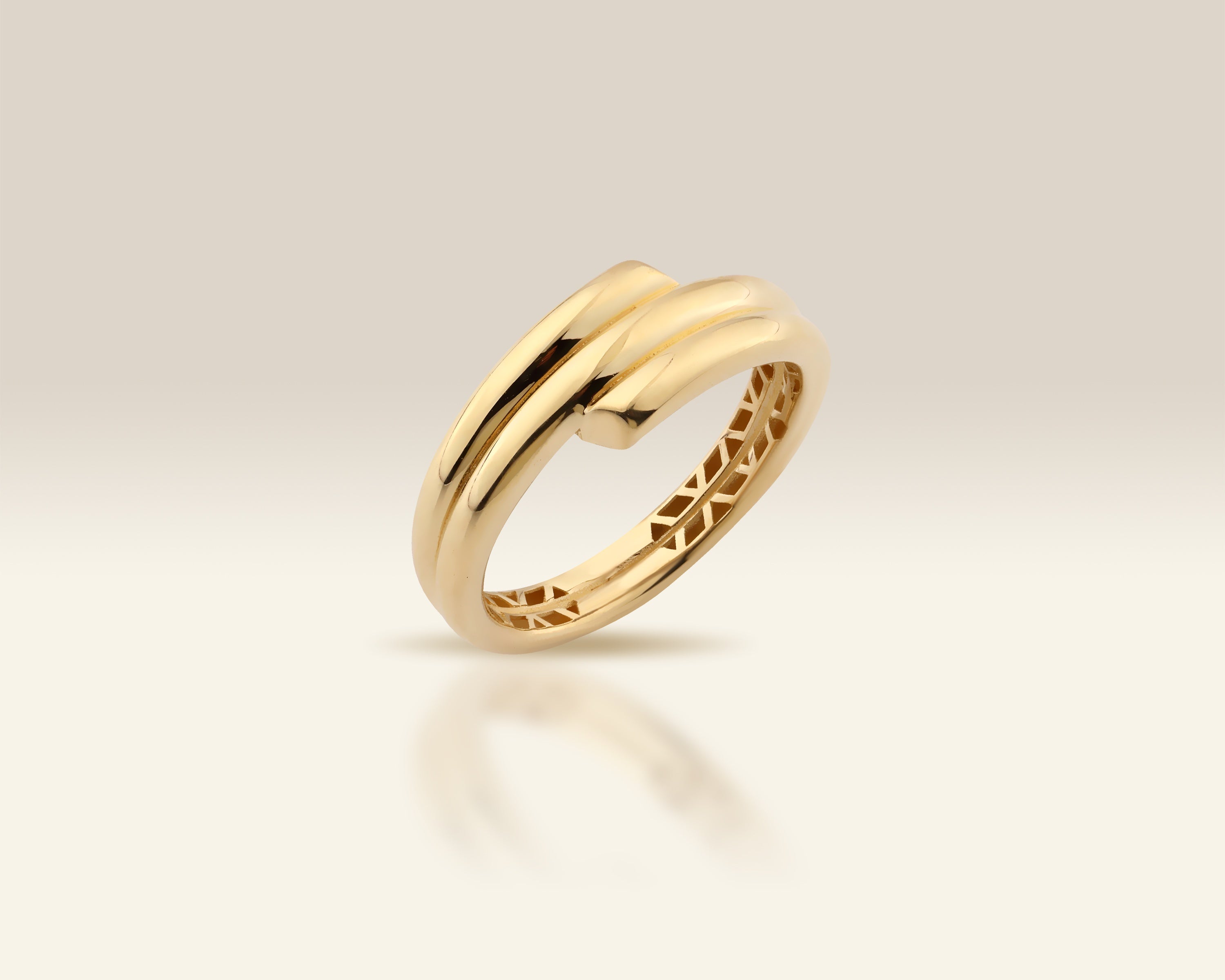 VIECLAT Solid Yellow Gold Bypass Wrap Ring Detail