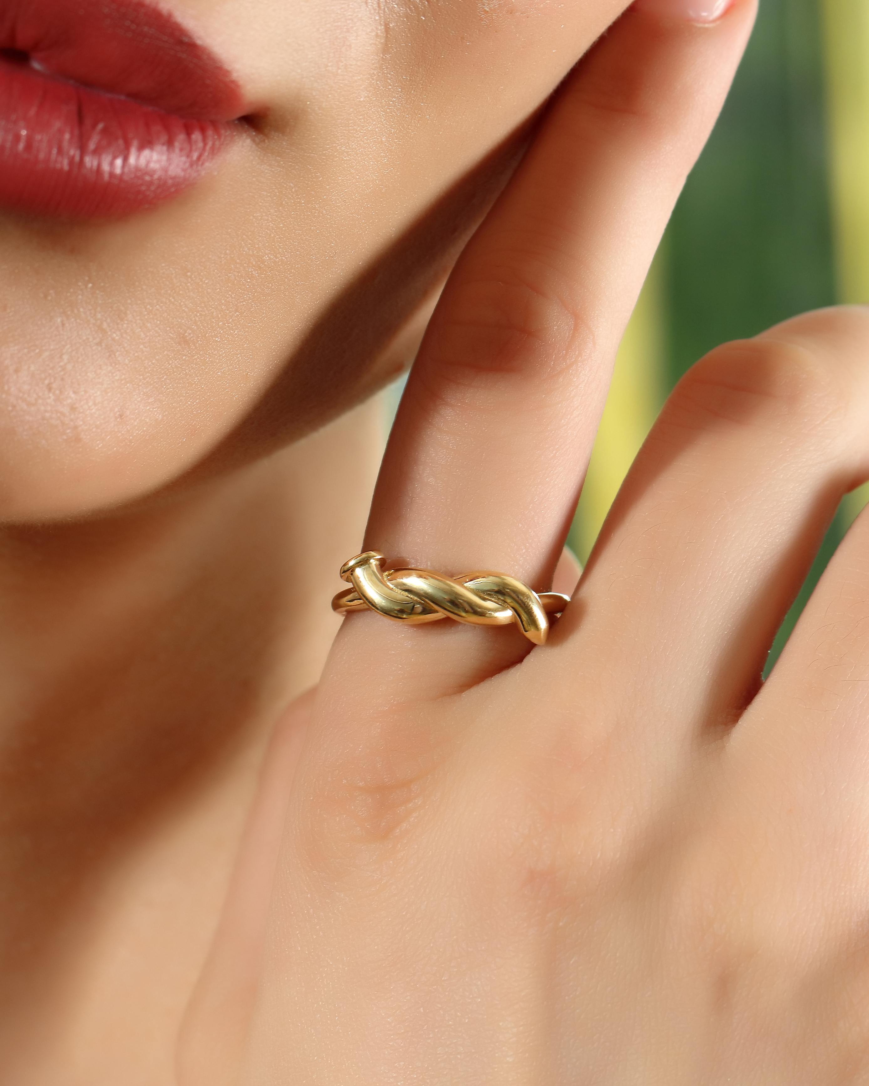 VIECLAT Solid Yellow Gold Twisted Knot Ring On