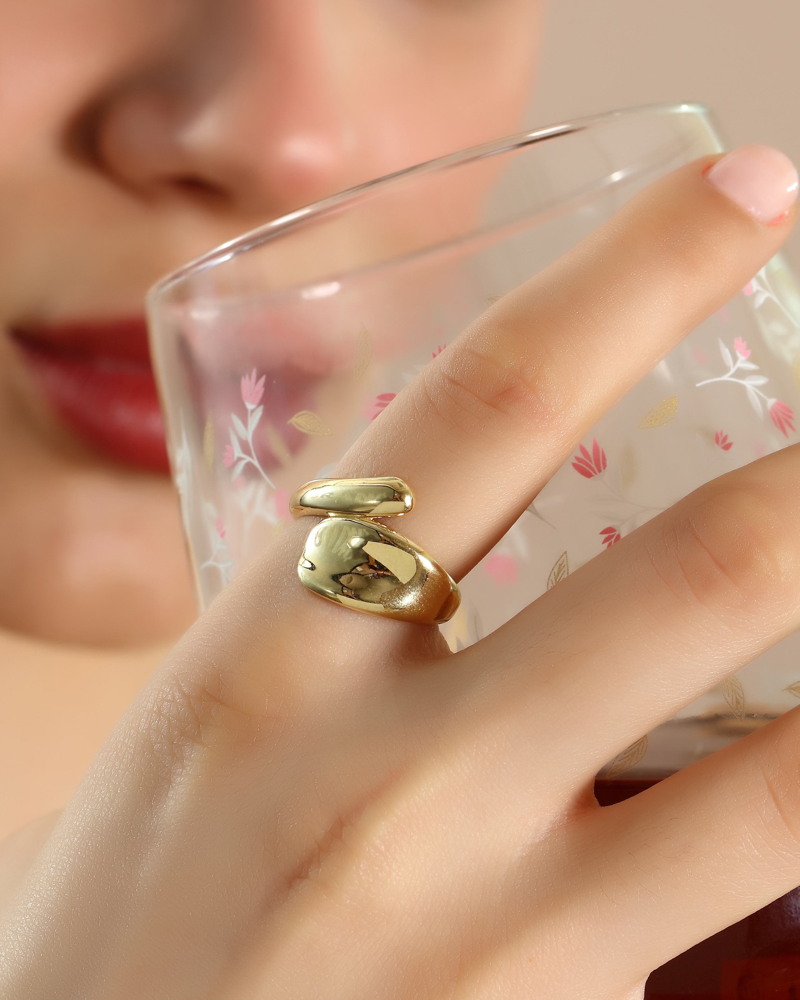 VIECLAT Solid Yellow Gold Bypass Wrap Ring