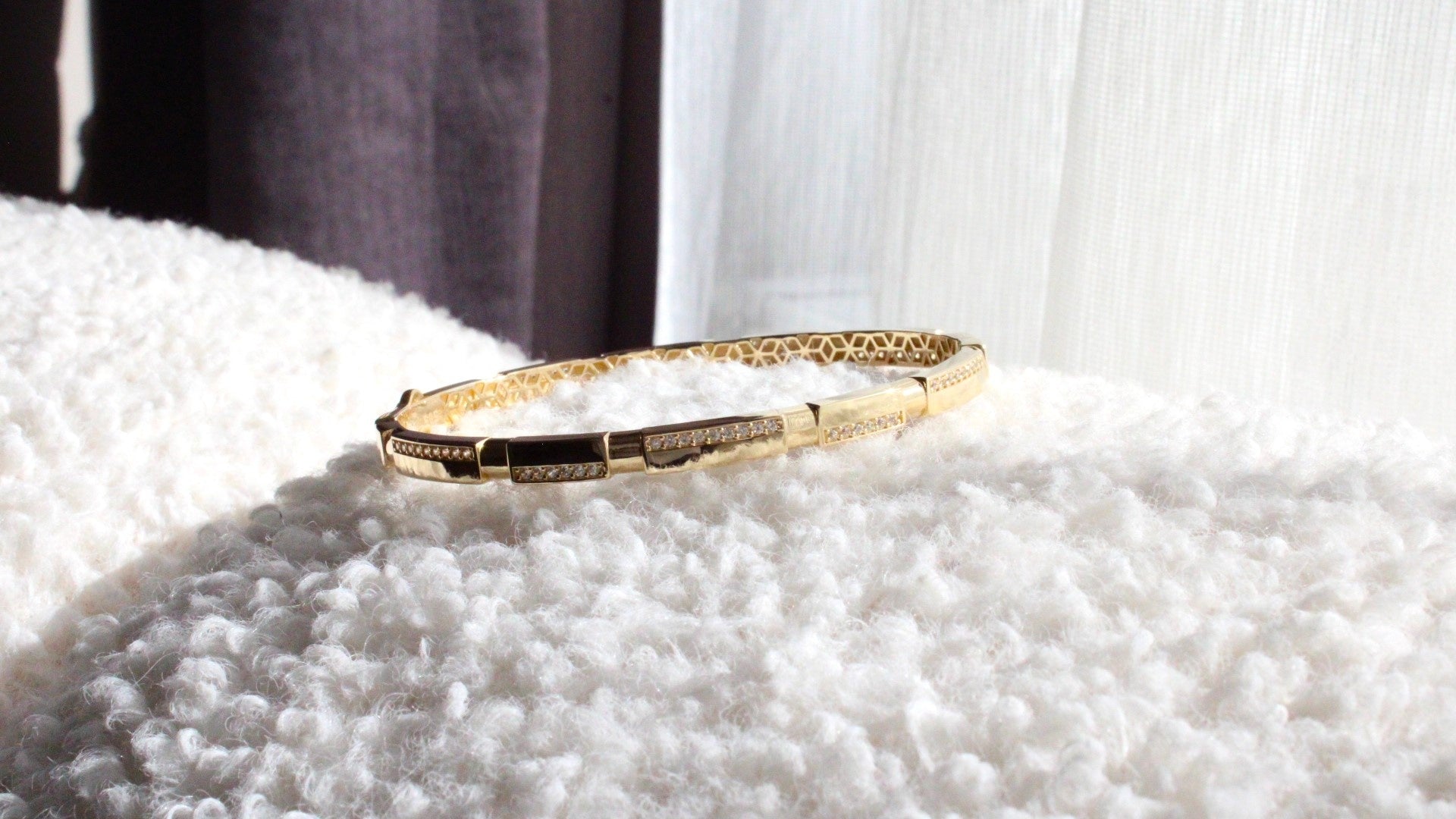 VIECLAT Solid Yellow Gold Pavé Diamond Bangle Bracelet