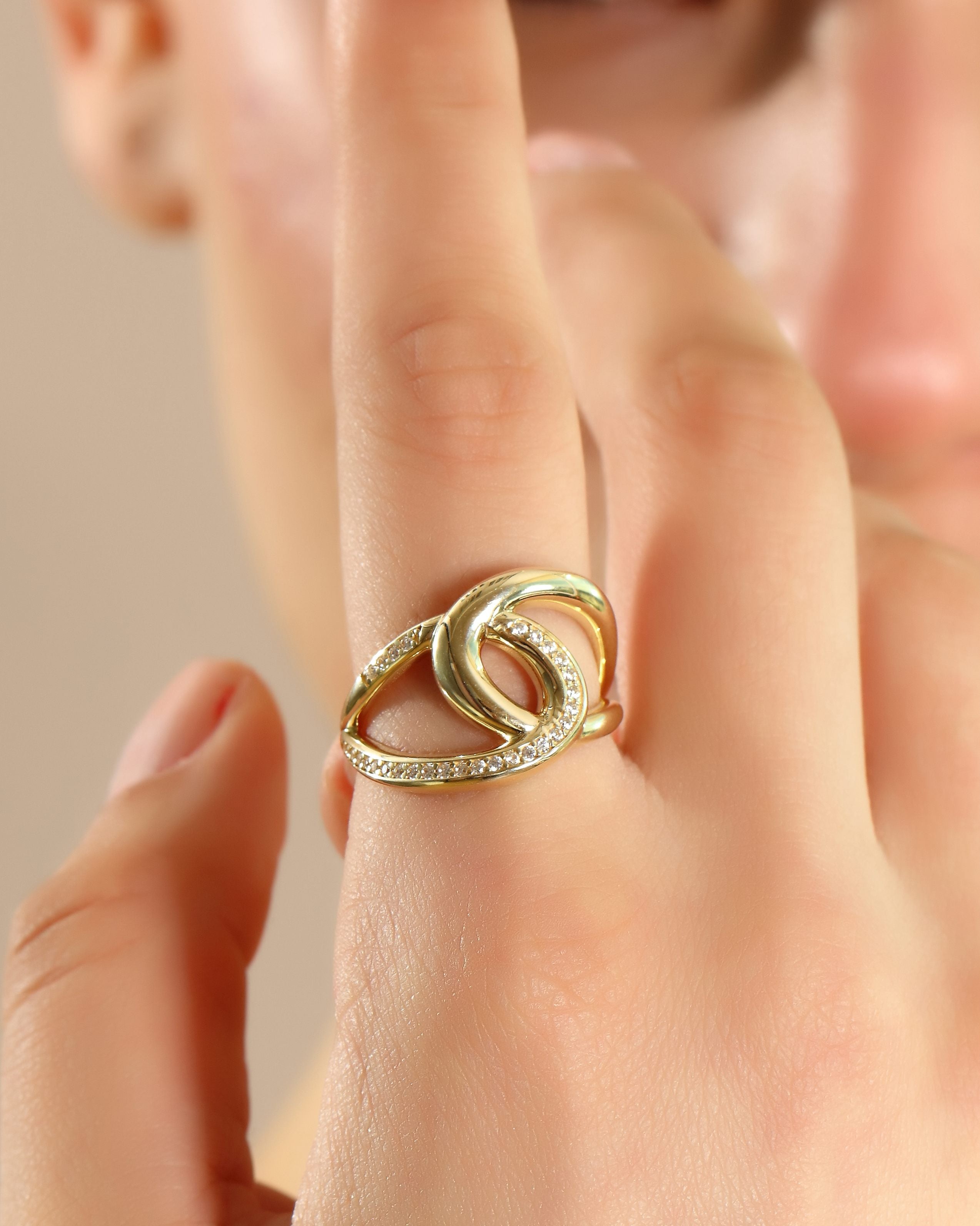 VIECLAT Solid Yellow Gold Diamond Interlocking Swirl Ring