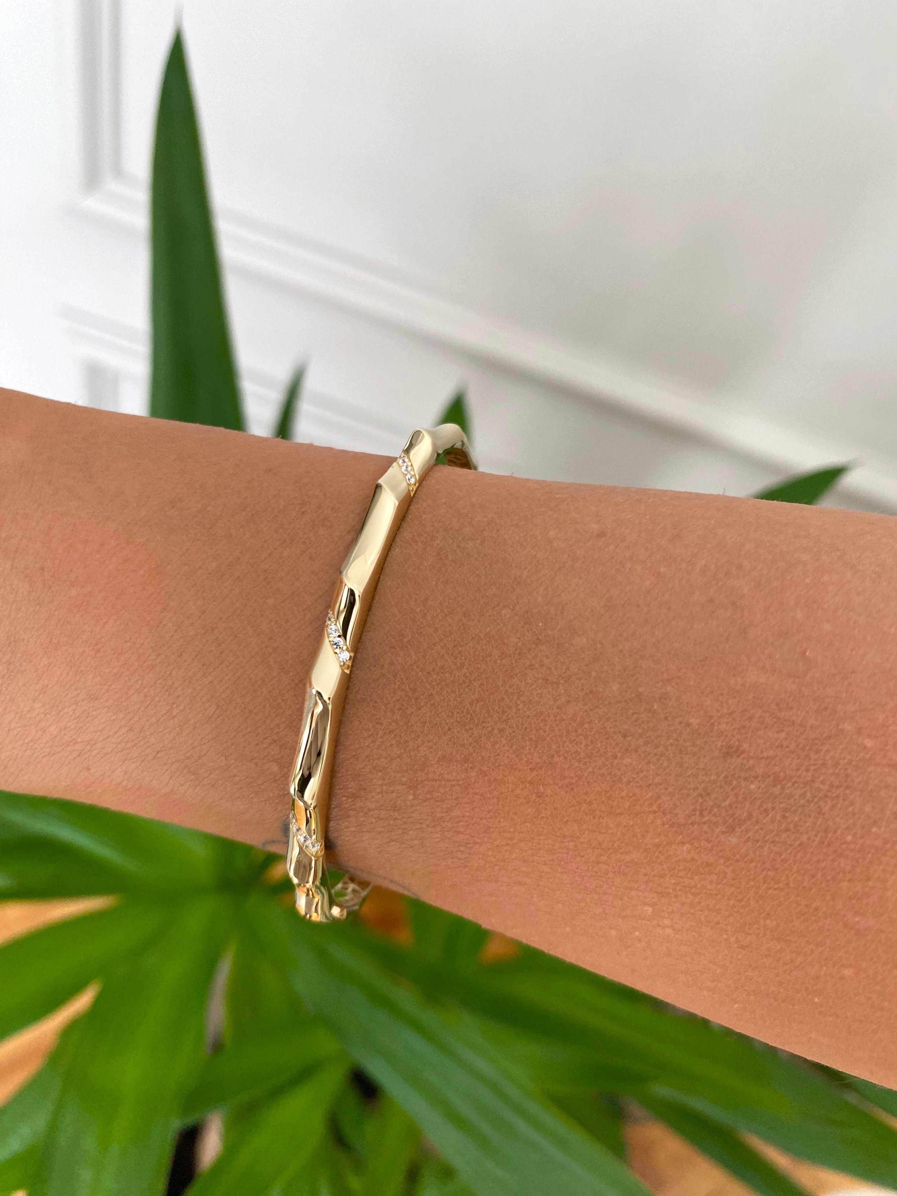 VIECLAT Solid Yellow Gold Diamond Bamboo Bangle Wrist