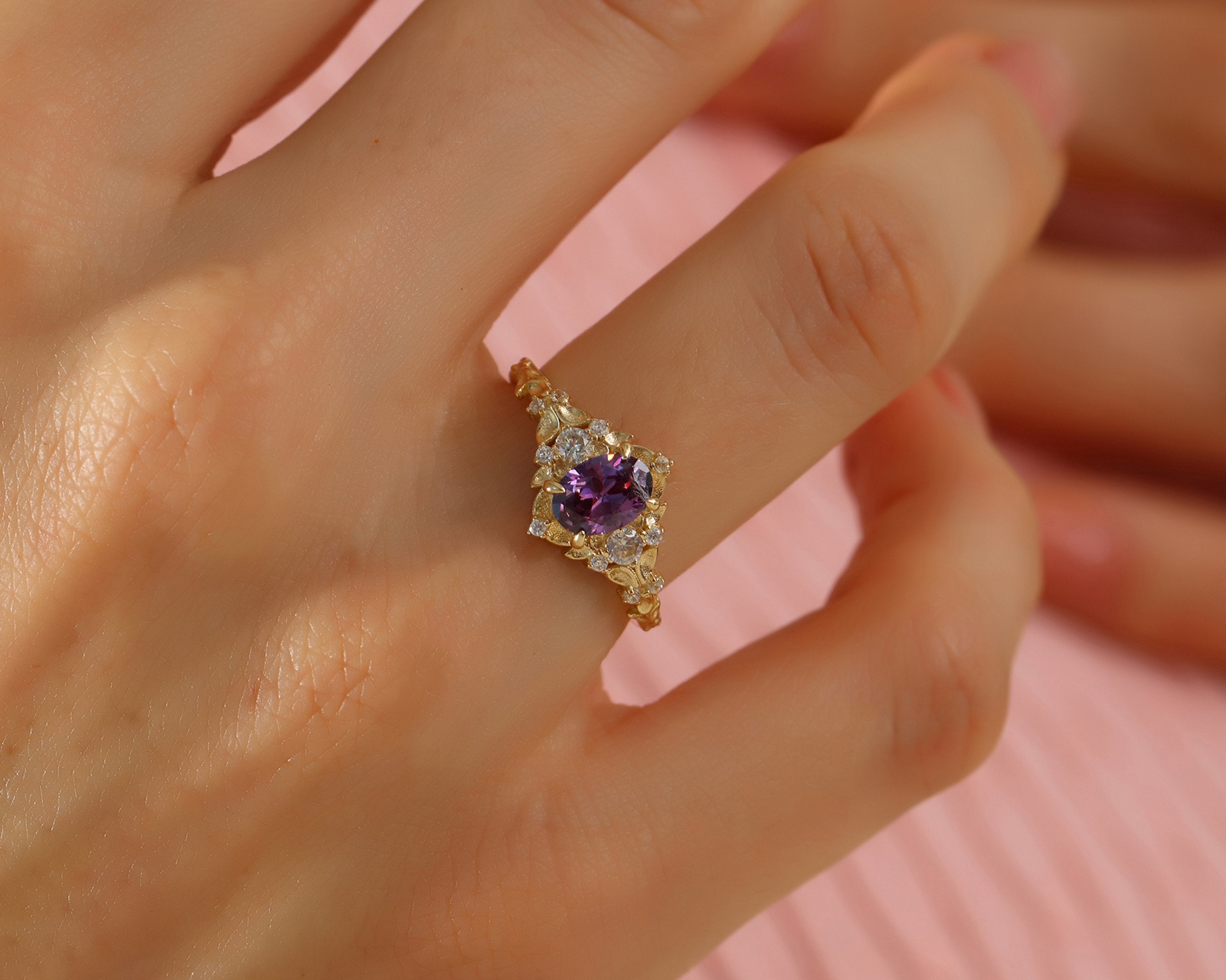 VIECLAT Solid Yellow Gold Amethyst Floral Ring On Hand